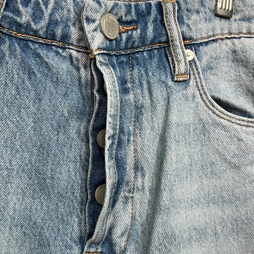 Blank NYC the Cooper long Slim Straight leg button fly jeans size 25 NWT